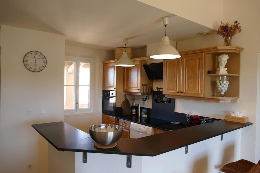 Appartement Clim & Piscine Sur Golf Pont-Royal Kültér fotó