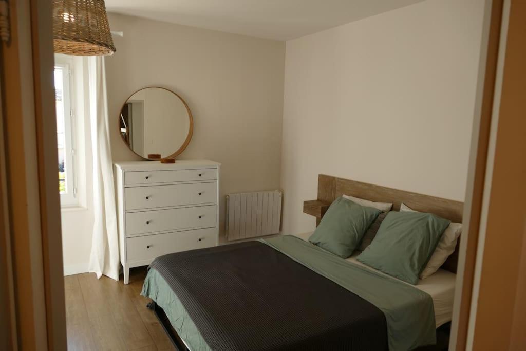 Appartement Clim & Piscine Sur Golf Pont-Royal Kültér fotó