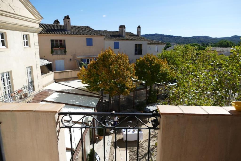 Appartement Clim & Piscine Sur Golf Pont-Royal Kültér fotó