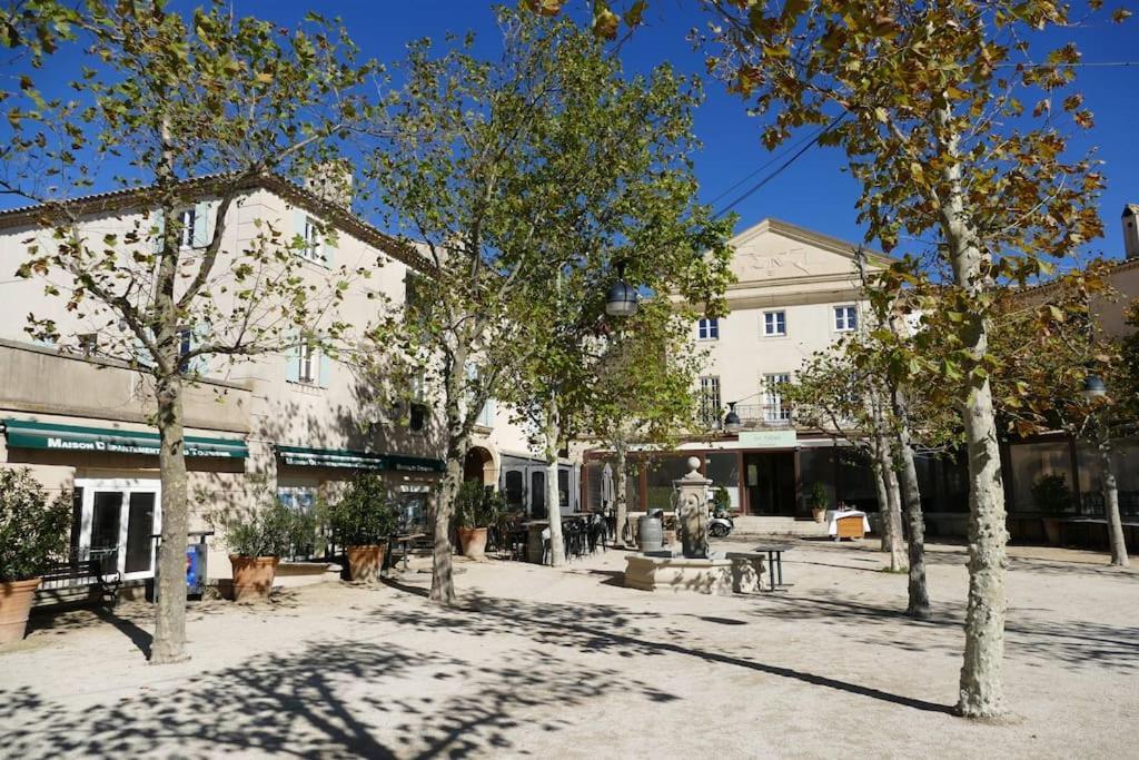 Appartement Clim & Piscine Sur Golf Pont-Royal Kültér fotó